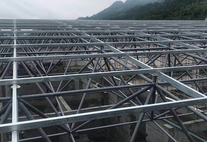 丹江口学校艺体楼网架